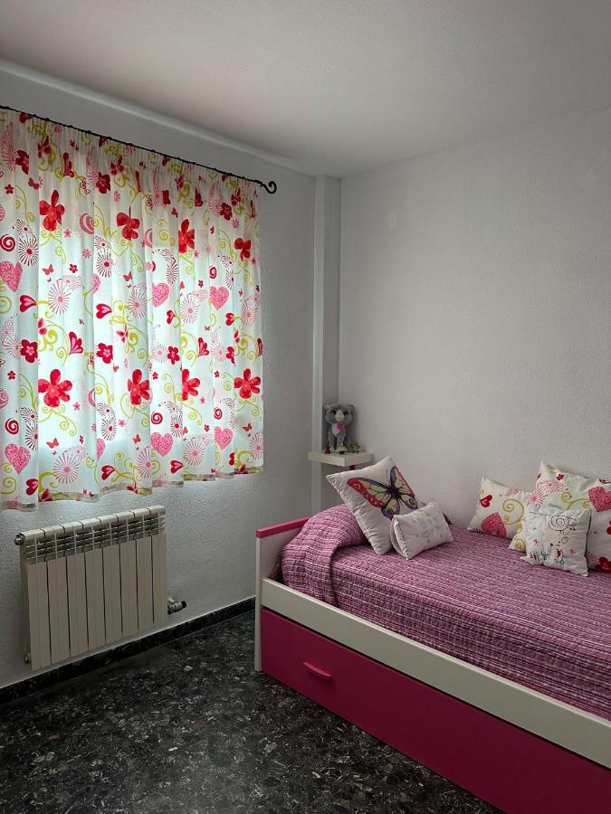 הוילה Pulianas Casa Emilio מראה חיצוני תמונה