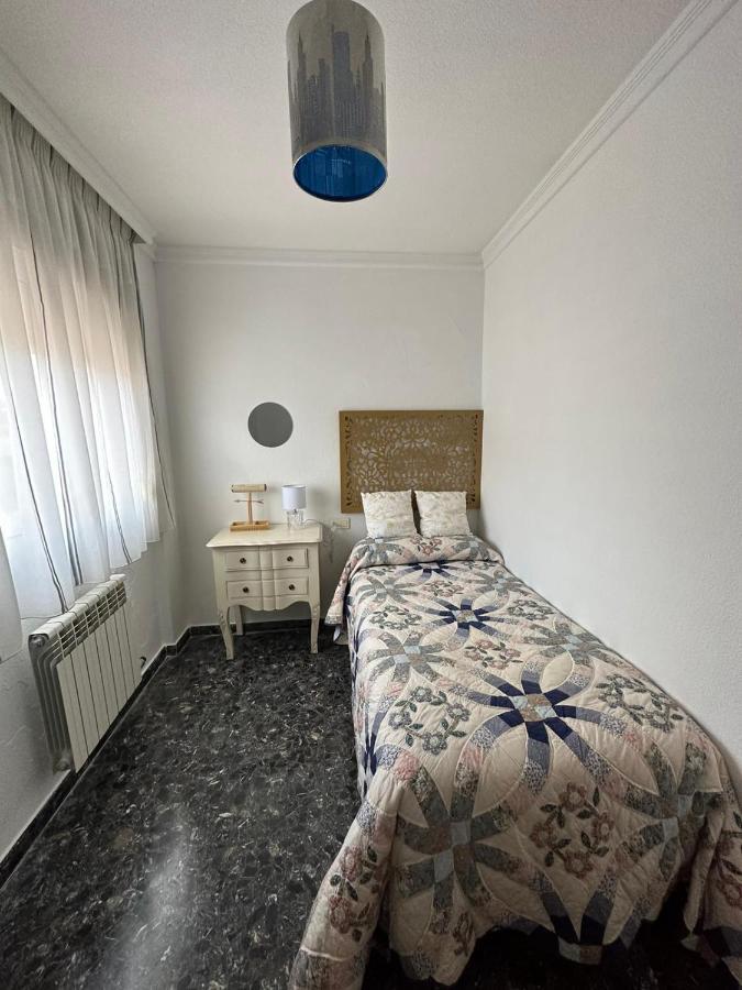 הוילה Pulianas Casa Emilio מראה חיצוני תמונה