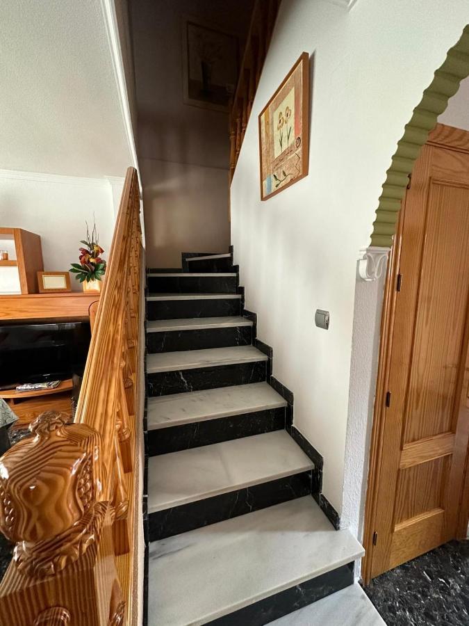 הוילה Pulianas Casa Emilio מראה חיצוני תמונה